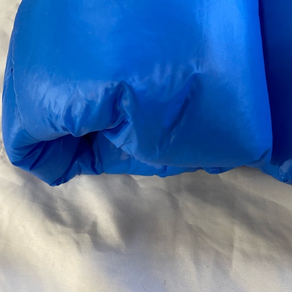 Yeezy x Gap Round Puffer Jacket - Picture 7 of 15